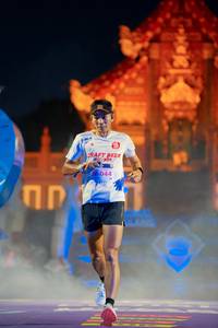 BIB: 044
                            <button type="button" onclick="openModal(22468213)" class="btn btn-primary btn-sm float-right btn-popup" data-toggle="modal" data-target=".modal-high-quality">
                        <i class="fas fa-shopping-cart"></i> Add to Cart
                    </button>
                                            <button type="button" onclick="isThisMe(22468213, true)" class="btn btn-success btn-sm float-right btn-popup btn-isme hidden" data-toggle="tooltip" data-placement="bottom" title="นี่คือรูปของคุณใช่ไหม คลิกที่นี่เพื่อเอาเข้าอัลบั้ม">
                        <i class="fas fa-plus"></i> Add to album
                    </button>
                    <button type="button" onclick="isThisMe(22468213, false)" class="btn btn-warning btn-sm float-right btn-popup btn-isnotme hidden">
                        <i class="fas fa-ban"></i> Remove from album
                    </button>